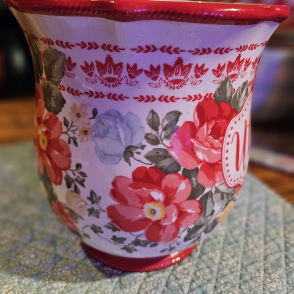 The Pioneer Woman Pioneer Vintage Utensil Holder - Picture 4 of 4